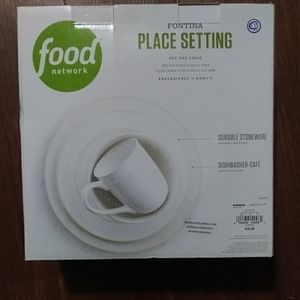 Fontina Place Setting